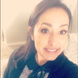 Meet your Posher, Sydney